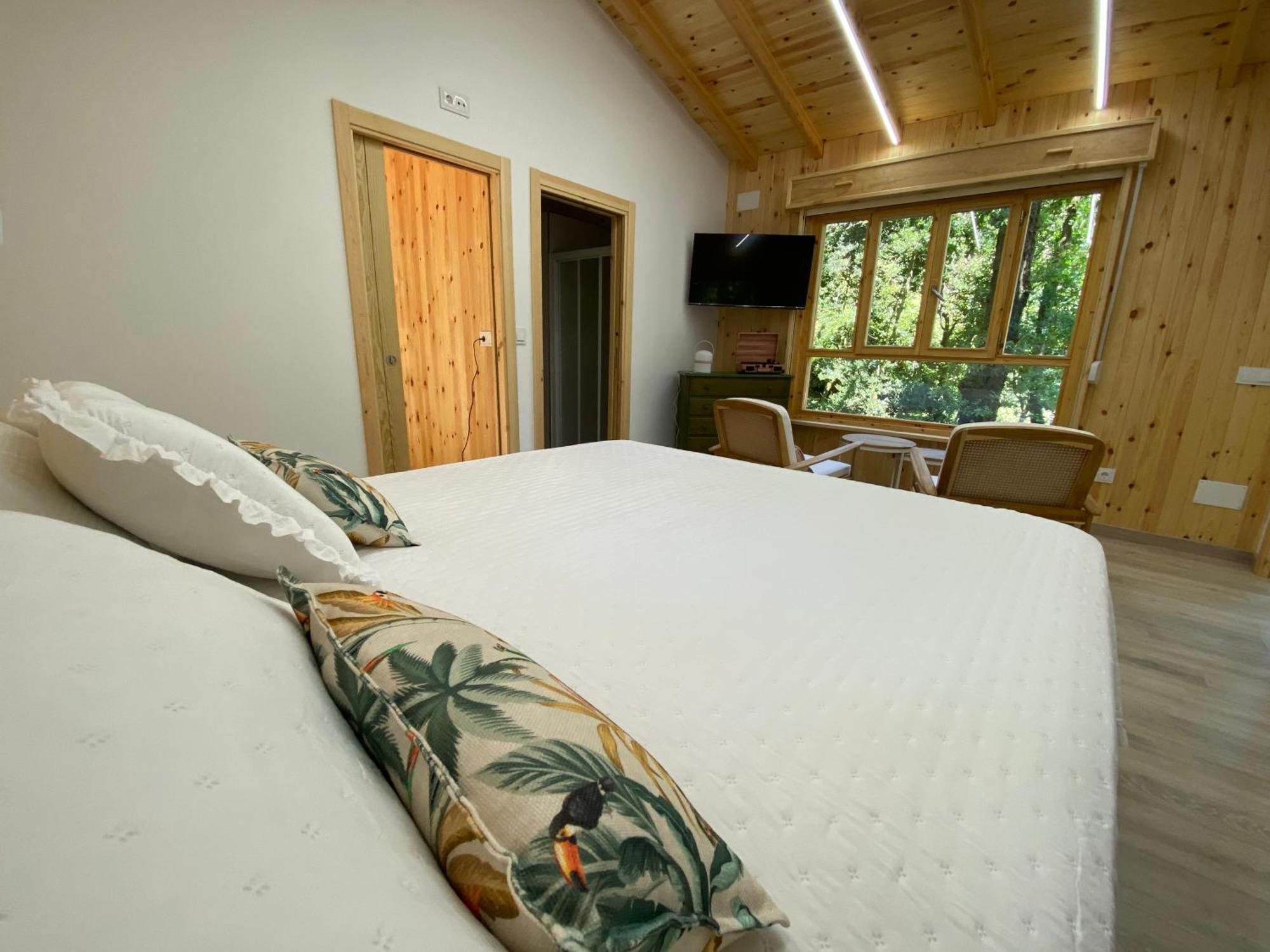 Entre Os Rios - Casa Rural Y Enoturismo Пуэбла-дель-Караминьяль Экстерьер фото